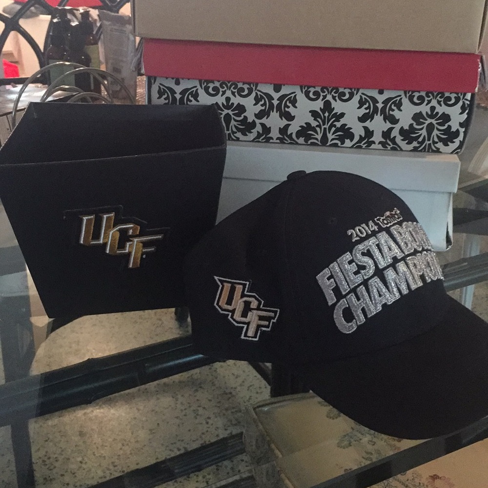 UCF Knights Fiesta Bowl 2014 Hat, glasses set
